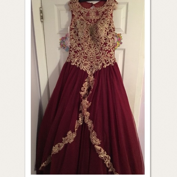 Big quinceañera dress.Used for photo shoot & party - Picture 4 of 6